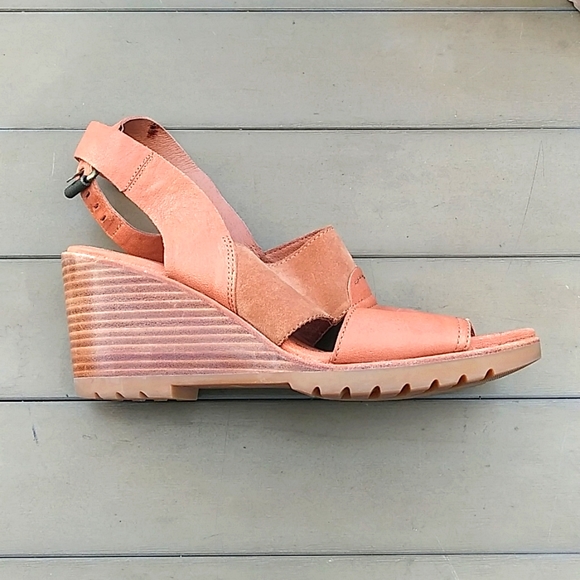 Sorel Wedges - Picture 6 of 11